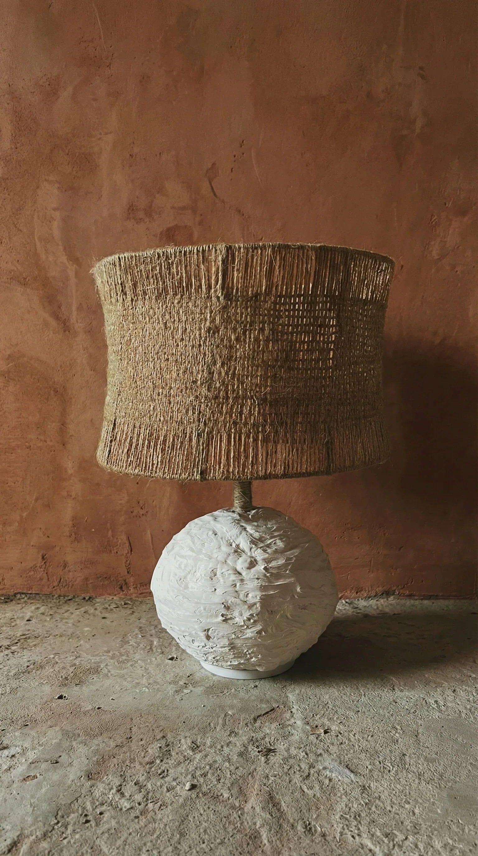 Abajur Cerâmica Fria e Cúpula Juta - Ateliê MMassuci