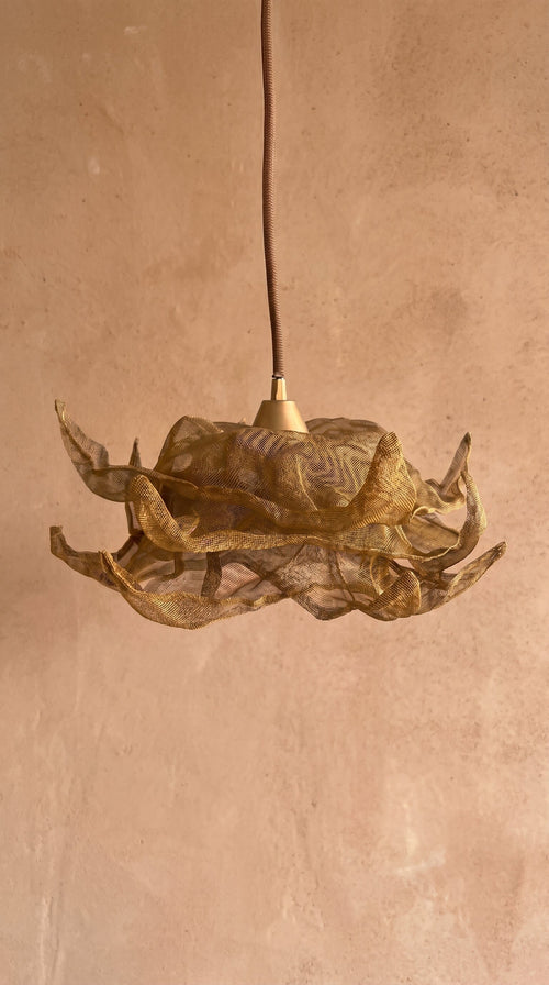 Luminária Pendente Mini Flow Luminárias MMassuci Dourada 30cm 